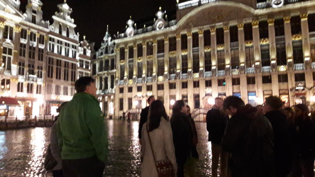 SocMedArch's tweet photo. We finish in the Grand Place/Grote Markt in #Brussels . Papers start early tomorrow but there's time for a beer or 2! #SMA16 https://t.co/BlGYCSCaR9