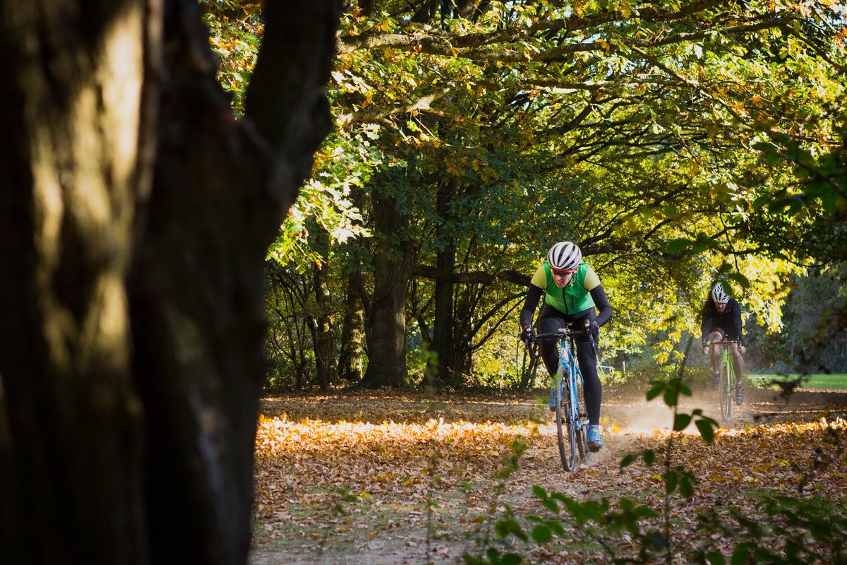 NickColey's tweet photo. Cross intervals at lunchtime today! This is becoming a habit. #drilltime #cxtraining #evanscyclesrt @OTESportsGB @digdeepcoaching https://t.co/qhItkhPKrJ