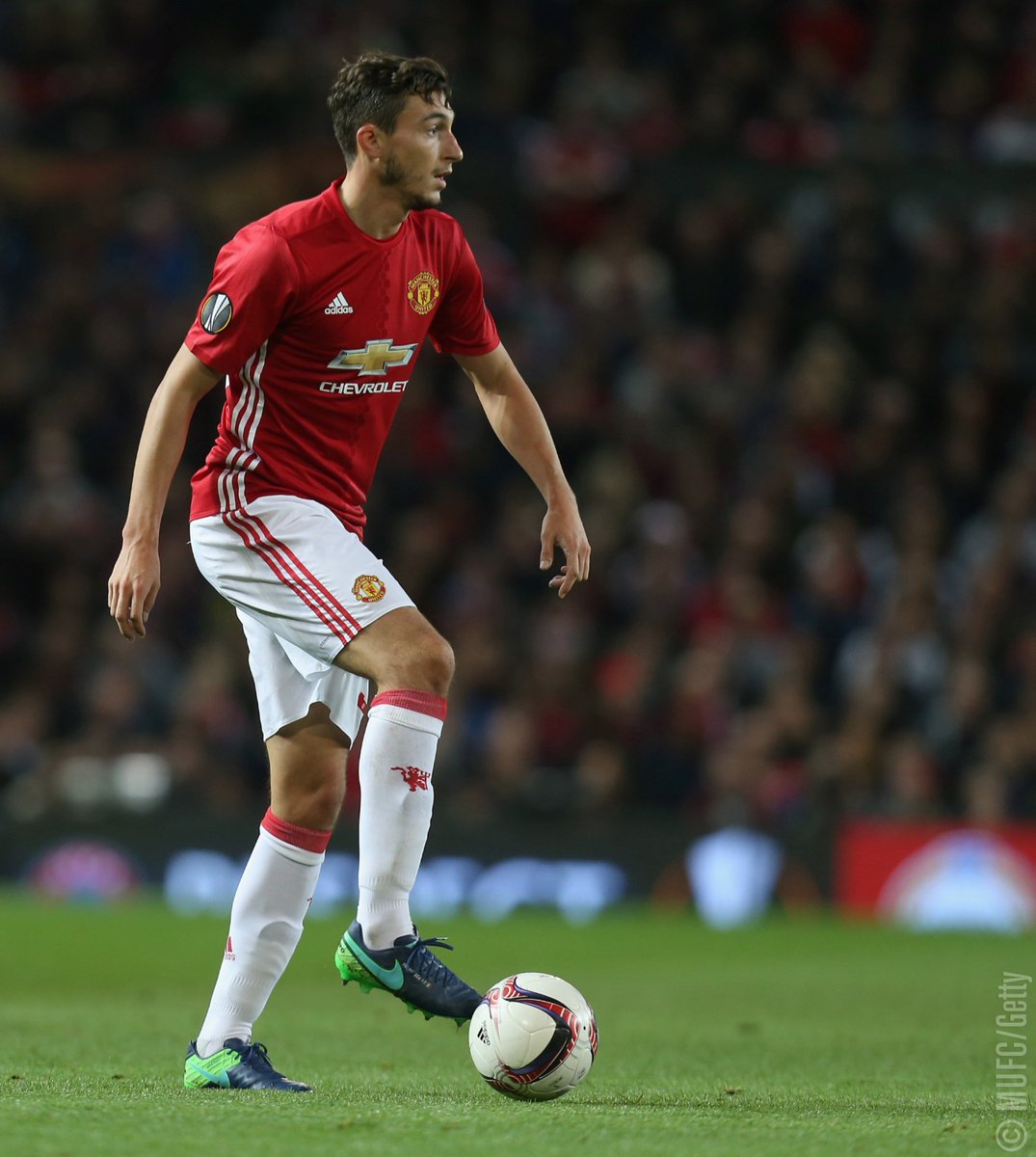 ManUtd's tweet photo. .@DarmianOfficial is ready to stake his right-back claim for #MUFC: https://t.co/WAv3sOyJEA https://t.co/YZvmh6AhiO