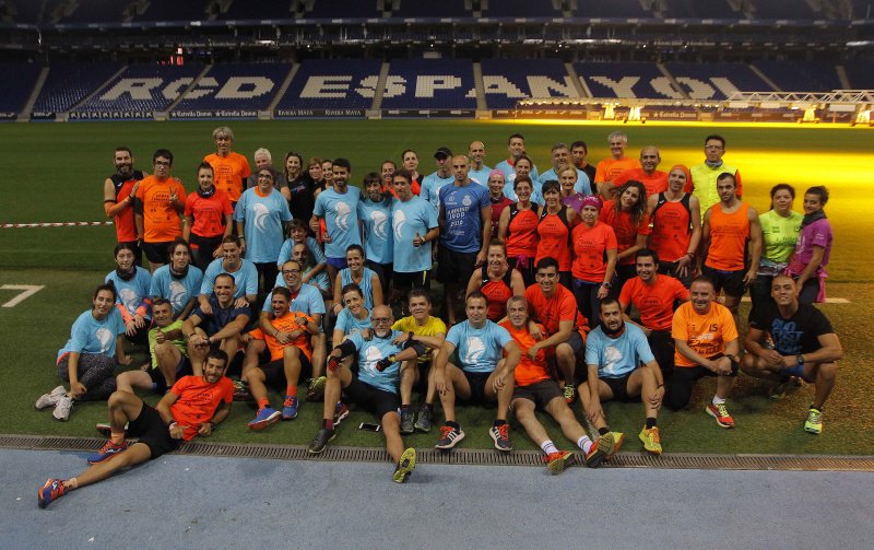 RCDEspanyol's tweet photo. Aquest vespre ens hem entrenat molt fort per a la Running 1900! 🏃 Encara pots apuntar-t'hi! 💪💪 https://t.co/AcDnwNMNjQ  #RCDE https://t.co/Rd90jRcead