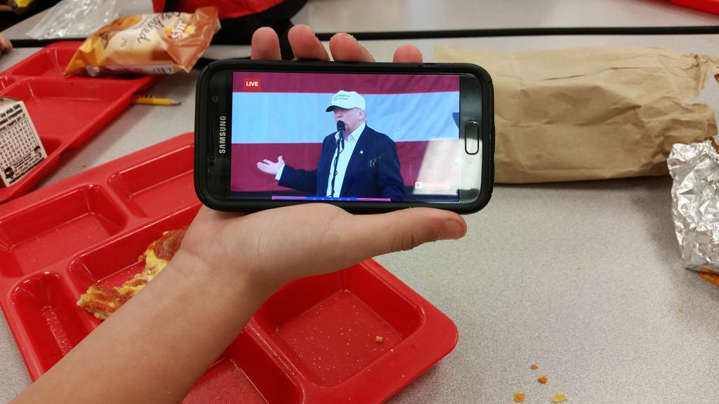 SweatherlyYMS's tweet image. 7th hour lunch students watching a live feed of presidential candidate Trump #informedstudents #yms #electionfever