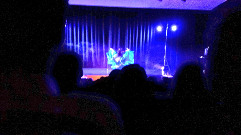 Hommage dansé et burlesque pour l'ouverture du #FIFP <a href="/Melies_Pau/">Cinéma Le Méliès Pau</a>