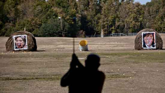GolfDigest's tweet photo. A Texas driving range owner is providing his customers with “a touch of fun in this stressful election.” https://t.co/0wnCLrsQuF https://t.co/1SJPczTG4T