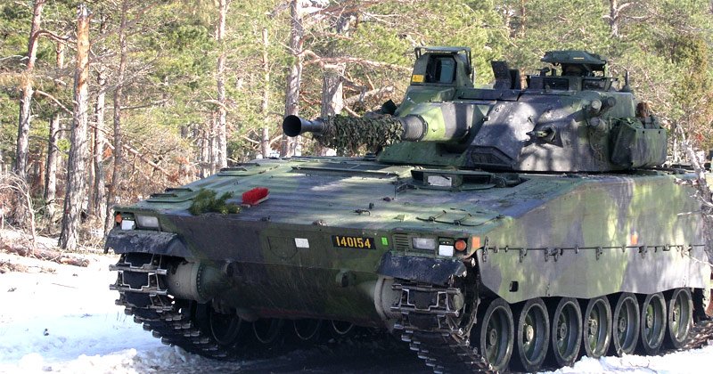 RealAlexJones's tweet photo. Cold War 2.0: Sweden Permanently Deploys Troops to Strategic Island https://t.co/8eEsLDfUIM #Russia #tcot https://t.co/bEYVXsTFmI