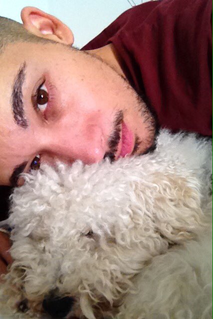 selu_vg's tweet photo. Como echo de menos a mi hijo y solo llevo unas horas sin el 😞🐶 https://t.co/2z7v0nOL67