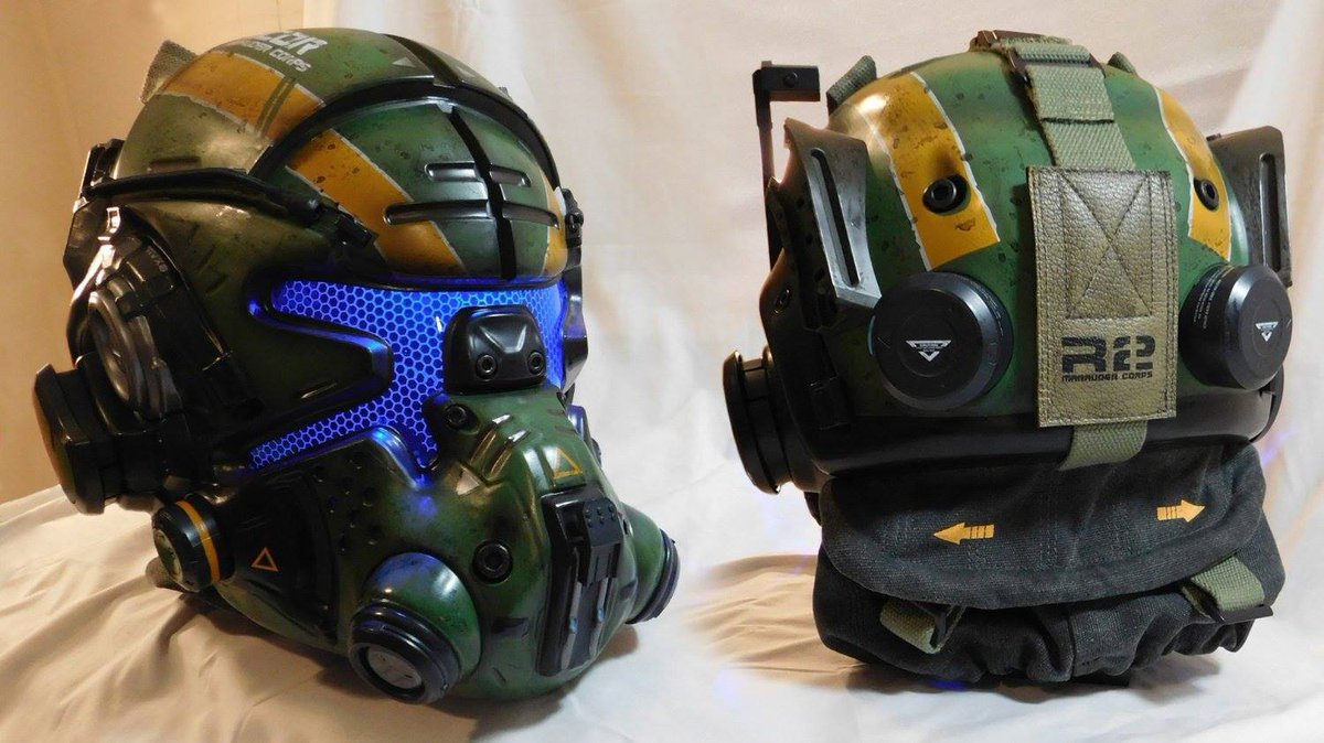 the RPF on Twitter: "Titanfall 2 Vanguard Pilot Helmet Replica https