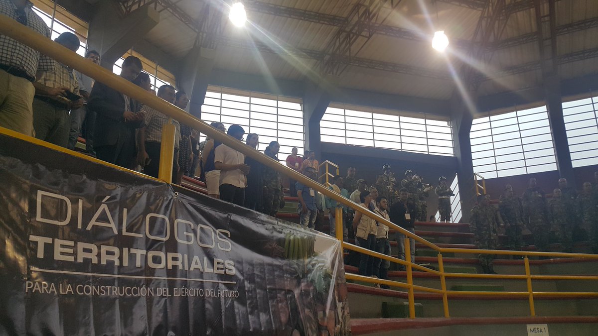 PnudColombia's tweet photo. Clausura y conclusiones Diálogos territoriales para la construcción del ejército del futuro y construcción de paz #Villavicencio #PNUDCol https://t.co/FJ9zDePHJM