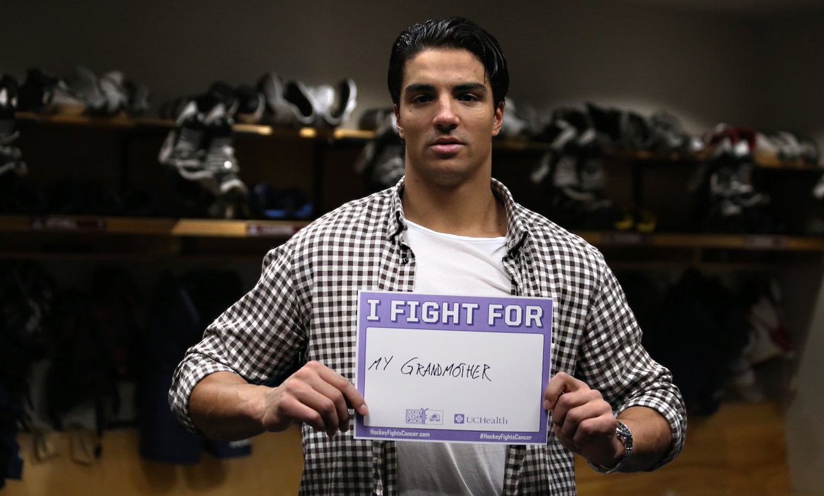 Avalanche's tweet photo. #HockeyFightsCancer https://t.co/quxY4FHwOm