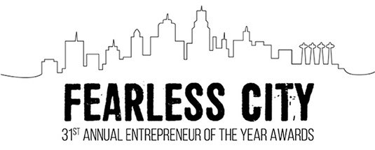 GruberBen's tweet photo. Many, many well-earned congratulations to UMKC's 2016 Student Entrepreneur of the Year, Tin Ho!! #EOY @UMKC_RIEI @UMKCBloch https://t.co/ExyrmcLarp