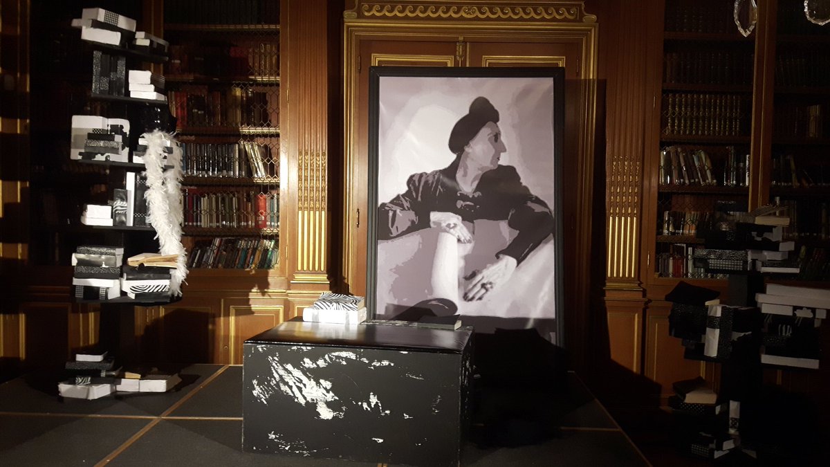 westdeancollege's tweet image. Jules Craig welcomed Edith Sitwell back to West Dean tonight in @Edith_Who Edith, Elizabeth and I, 3 hearts + shared eccentricity #applause