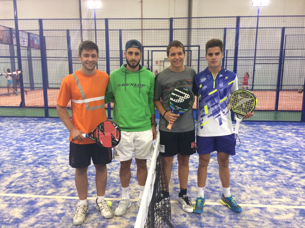 collantes_web's tweet photo. Gran fin de semana y Victoria en Junior  @FMP_Padel junto al gran @marquez_anton !A por más 💪💪! @bullpadelsport https://t.co/fzukqeSOwj