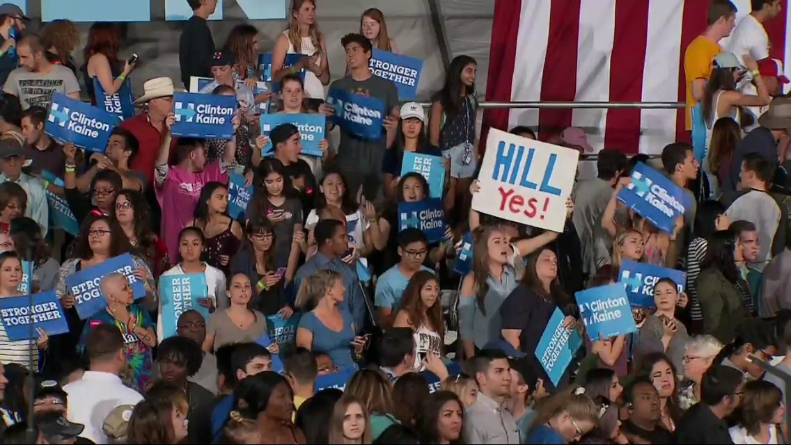 deirdredmcclain's tweet photo. #hillaryclinton #asu APPLAUSE ASU STUDENTS-FUTURE LEADERS 2016 PRES.HILLARY CLINTON! UNITY! STRONGER TOGETHER! LOVE TRIUMPHS! DJ Jamming! https://t.co/Lxs4KnsZGN