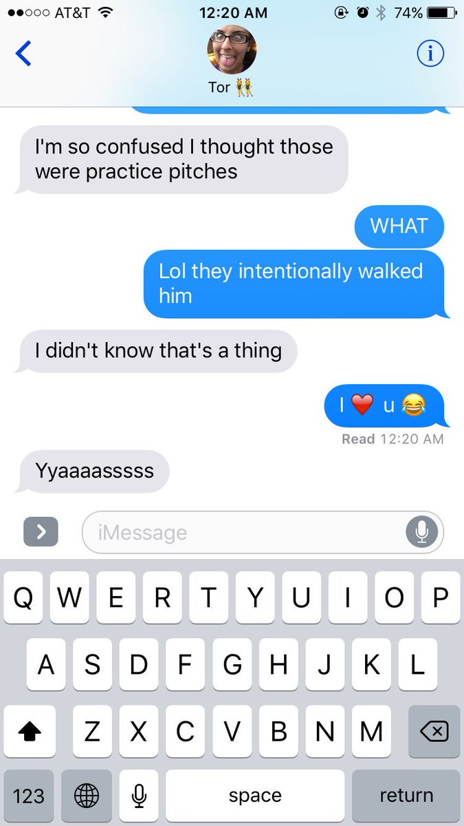 lo_babaaay's tweet image. @torrr_xoxo on the #WorldSeries #WhatIsBaseball? 😂