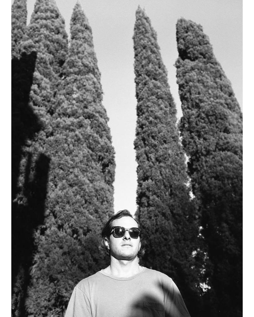 bryansheehy1's tweet photo. 😎#coolguy #buyfilmnotmegapixels #filmisnotdead #ilfordhp5 #ilford #mamiya645 #mediumformat https://t.co/NGxVhLUH2m https://t.co/88fqumXAnq