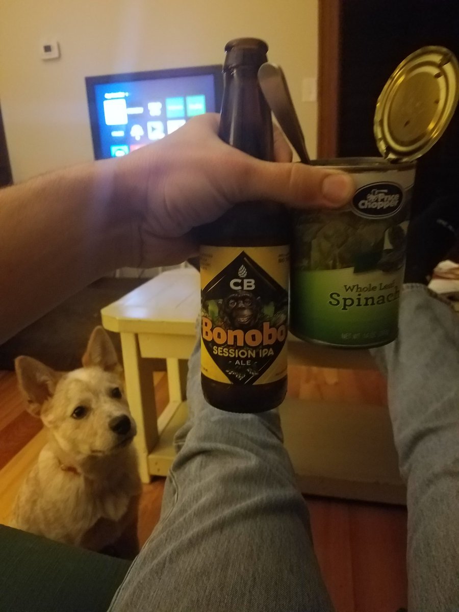 etaylor1000's tweet photo. Wifes gone for evening... #Secretsinglebehavior https://t.co/umpOcSXRyP