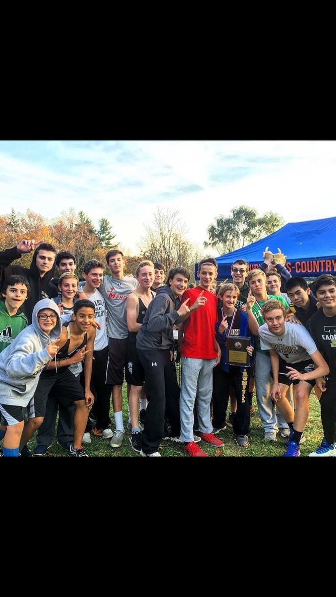 RyanTexy's tweet photo. Good season boys #xc16 https://t.co/3vvDBoFnXv