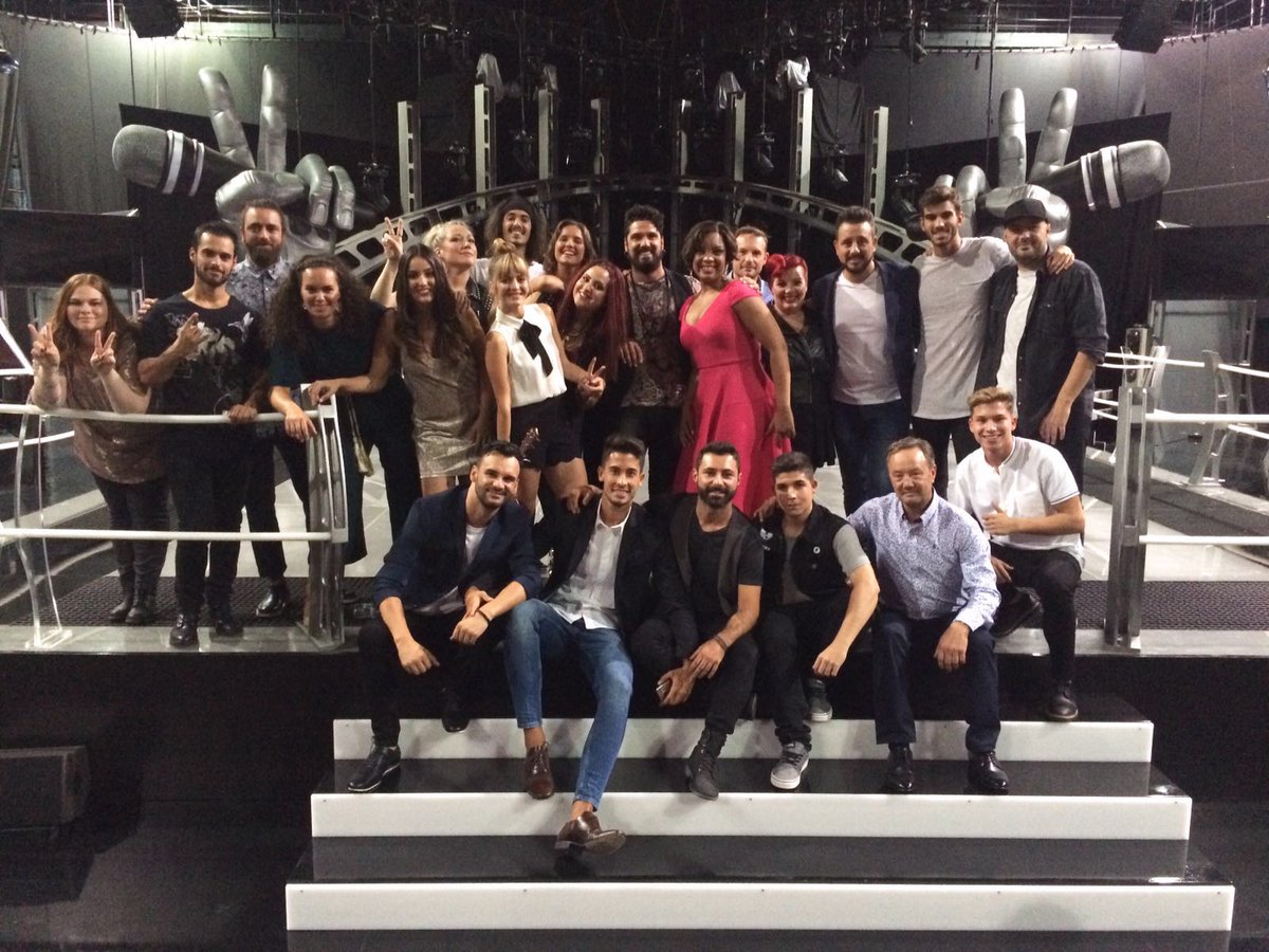 Compis¡¡¡ pedazo de Grupo¡¡ ✌🎤😙 #batallaslavoz2 <a href="/lavoztelecinco/">ainara is not here</a> <a href="/telecincoes/">Telecinco</a>