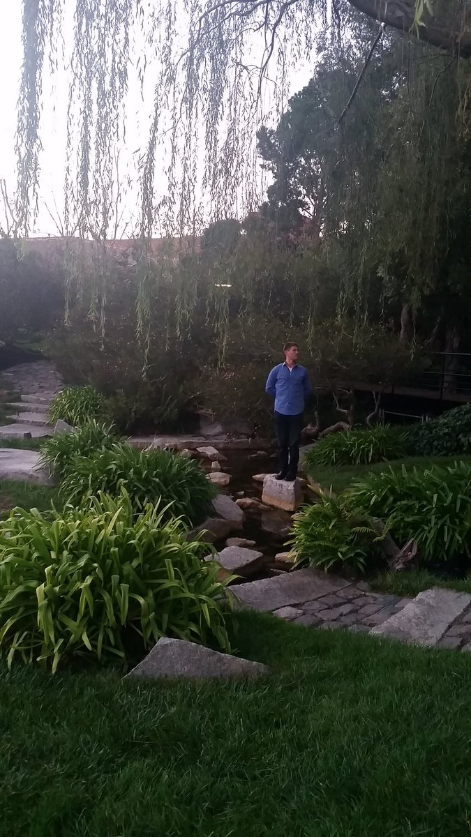 Amyjune88's tweet photo. @Paul_M_Bair finding a Zen moment after #LeanStartUp #wmulean #mywmu https://t.co/NABoMTDM5B