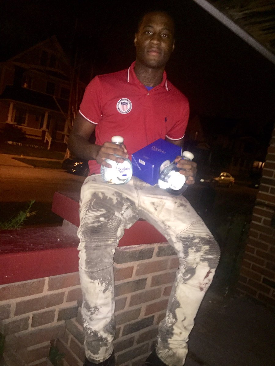 solohayes6's tweet photo. Who really out here getting to it #buckdaworld🌍 free tadoe bitch💯😤 https://t.co/dLyHW3ErC8