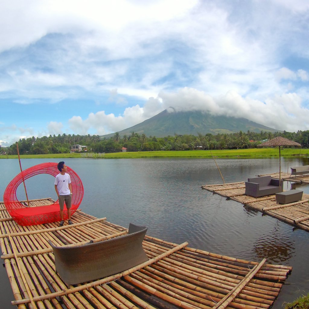 marxtermind's tweet photo. #SumlangLake is one of the latest attractions in #Camalig, Albay.
#marxtermindtravels https://t.co/7IfnlZS7oH
