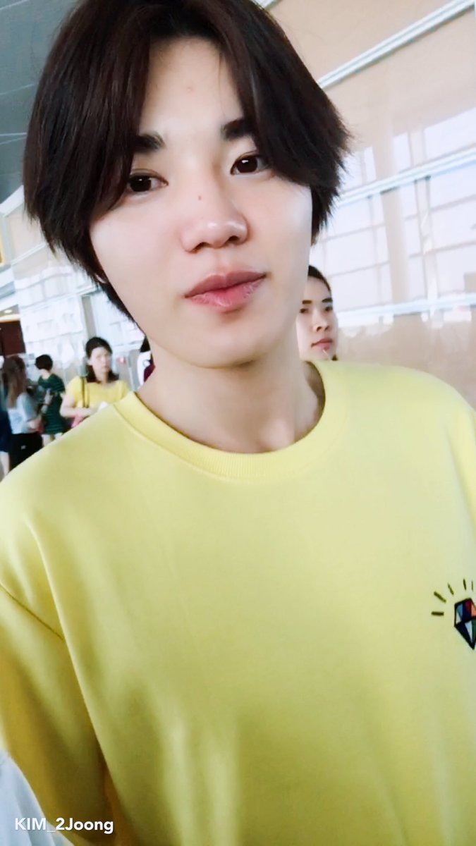 sungjongpics's tweet photo. 🐱💛🌟🍋✨💫 https://t.co/YHlajn6PyO