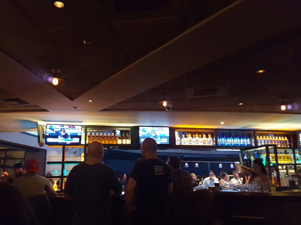 WARK!  *BOKO IS IN LA WATCHIN THE CUBBIES GAME! GO CUBS!*