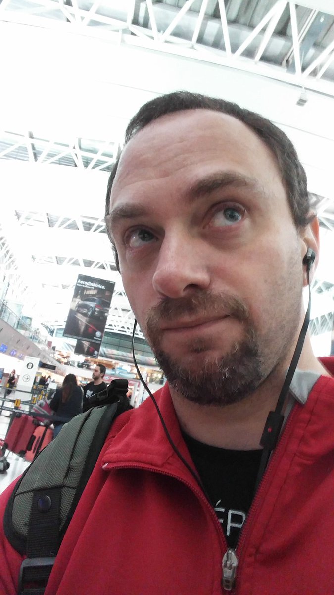 ColterTV's tweet image. Me fui  Blizzconear (?)