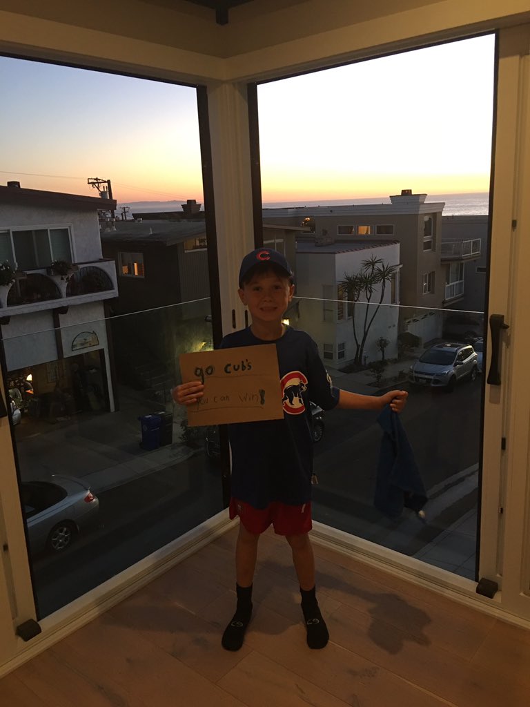 raymoreland10's tweet photo. @ESPNChiCubs Manhattan Beach Cali pulling for the Cubs! https://t.co/whTWI63g7p