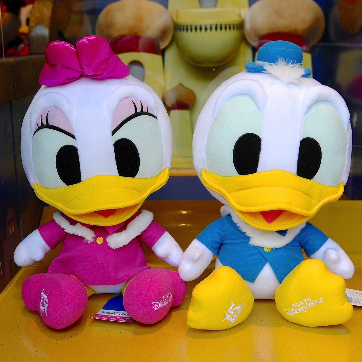 Mezzomikiのディズニーブログ カラー オブ クリスマスコスチュームのドナルド デイジー アブーズ バザール クリスマス ウィッシュ16 景品 詳しくは T Co Wsmestl4h4 T Co Leobd1guaw Twitter