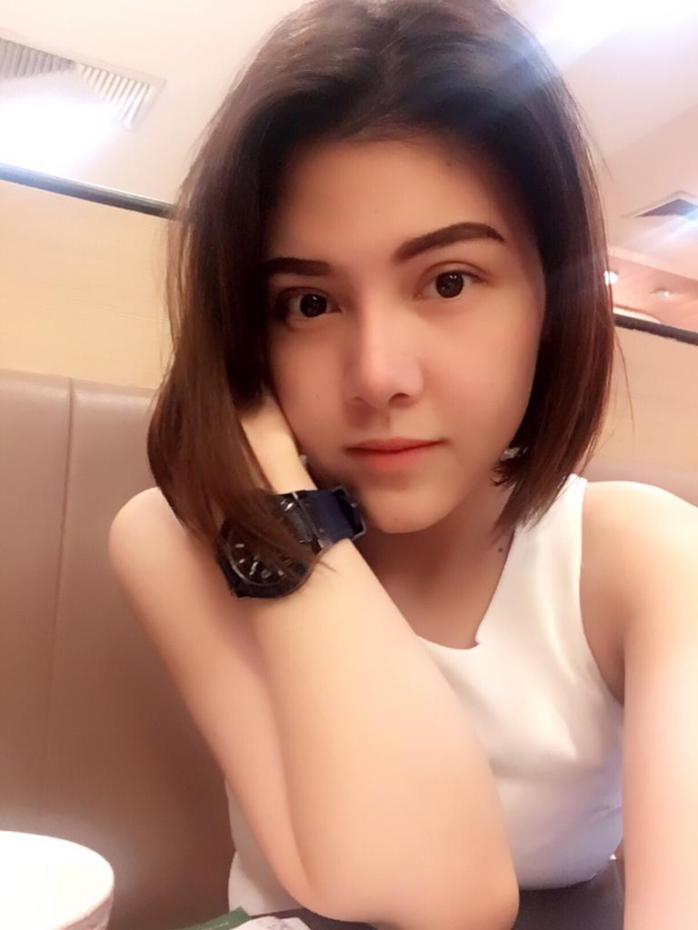 FF_fernn's tweet photo. Smile https://t.co/s5BzRH2fYt