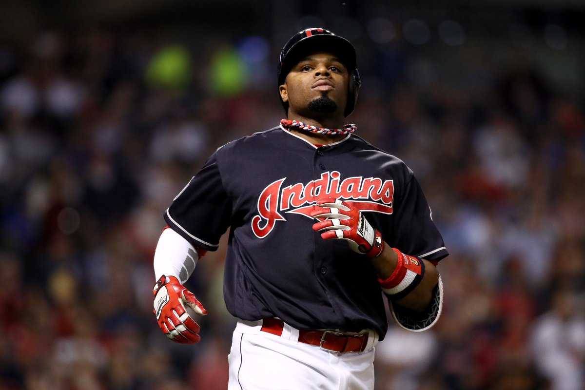 BleacherReport's tweet photo. Rajai Davis with the homer! 

We are tied at 6! 

This game is unreal. 

#WorldSeries https://t.co/jwZ4O2eydQ
