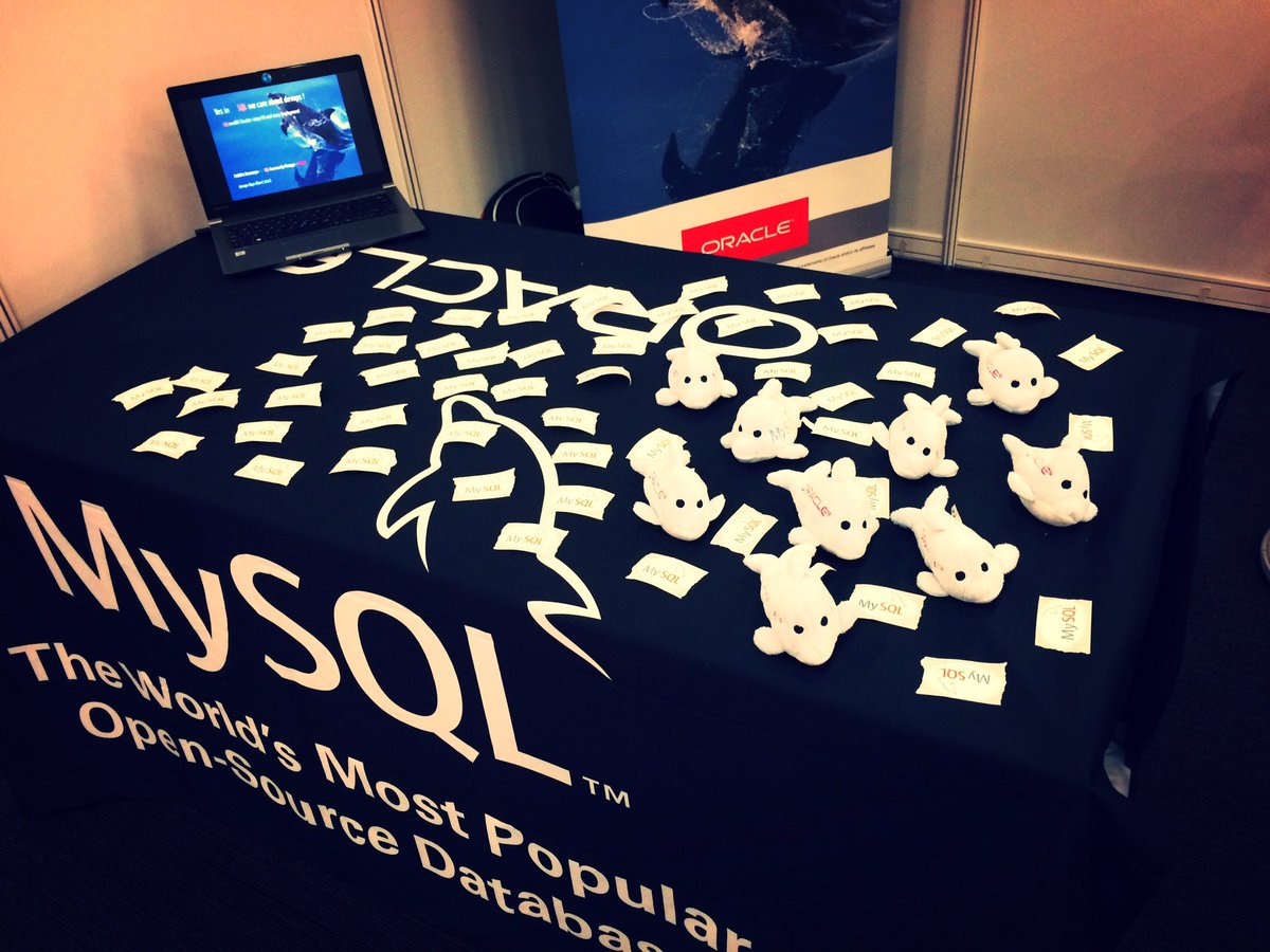 lefred's tweet image. come to say hi to @MySQL at booth 514 if you&apos;re at #BigDataLnd #BigDataRevolution