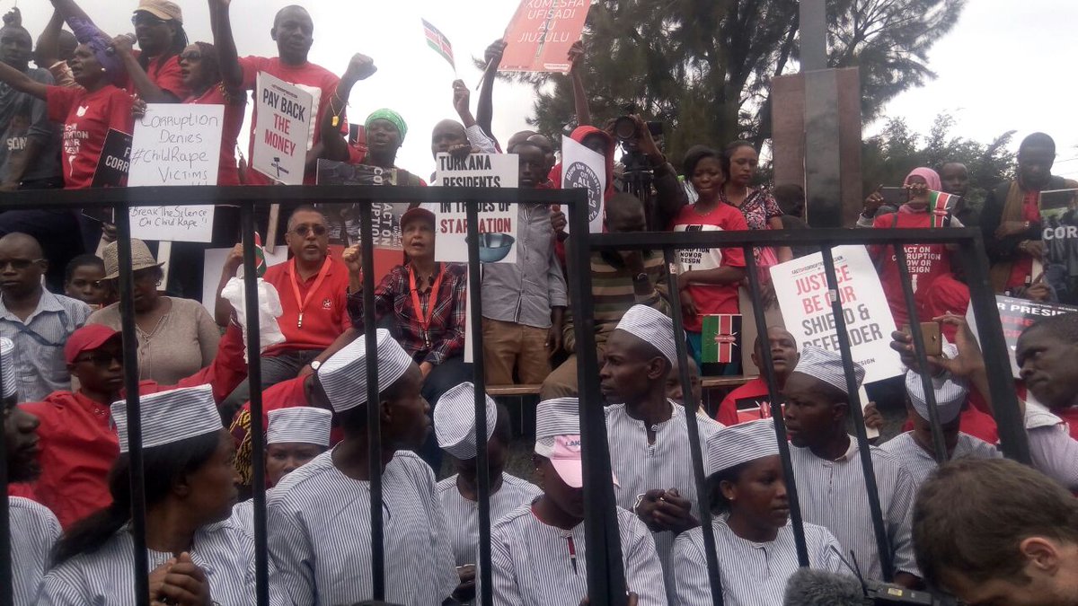 Hot_96Kenya's tweet photo. #CSOprotests over #HealthScandal from freedom corner disrupted by police before walk began https://t.co/8DanEV4HY9 https://t.co/JLzGRF6tEA