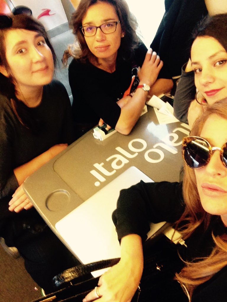 AspassoconBlue's tweet image. Ci siamo @setupartfair viaggia @ItaloTreno in direzione @ArtissimaFair #setUp2017 #vitadacritico @_JulietGil_ @GiorgiaCiattoni #avanti tutta