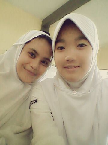 Masa putih abu kangen :* <a href="/novaintnsari/">Nova Intan Sari</a>