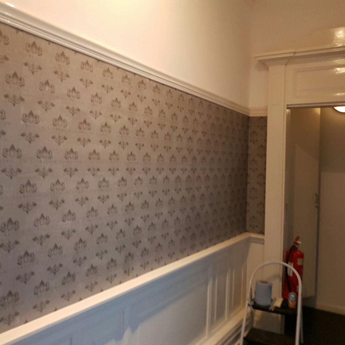 AbilityPrint's tweet image. Helping brand the shiny new shop for one of our Leeds Based Clients - @VIPROOMBEAUTY