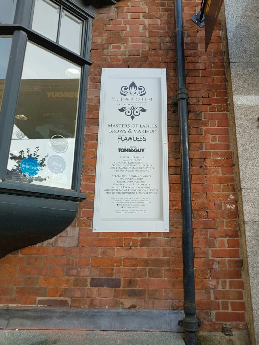 AbilityPrint's tweet image. Helping brand the shiny new shop for one of our Leeds Based Clients - @VIPROOMBEAUTY