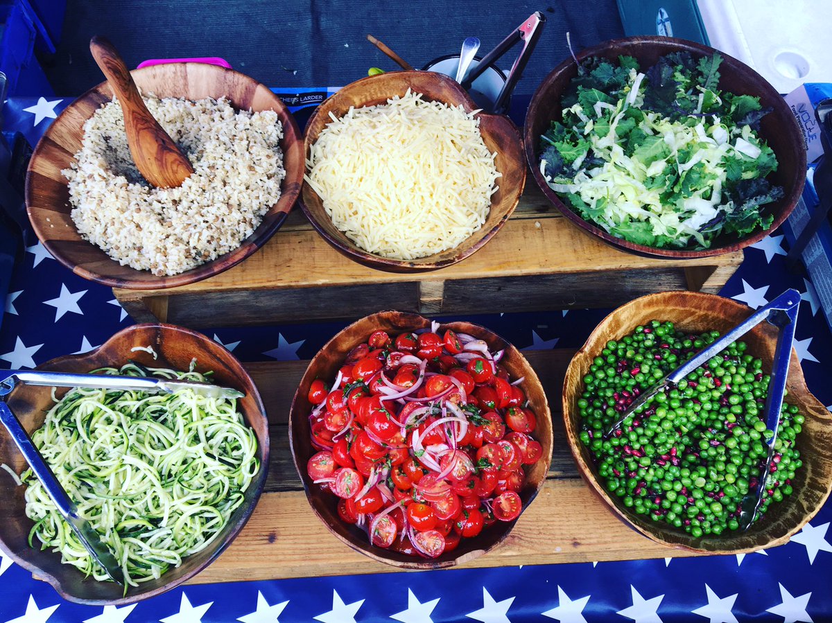 ForgottenCutsCo's tweet image. We're v excited to be feeding you #brighton tmrw @StreetDiner with our #slowroasted #meatboxes &amp;amp; #veganboxes #roseveal #pumpkin #lamb #pork