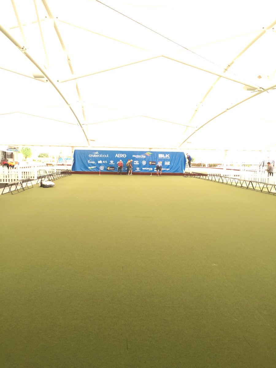 Sheriff_cal's tweet photo. @ClubPineRivers @APLbowls @BowlsAustralia 
@wayne_moffatt #waynescanbar
Day 2 of the build.
Some dirty rotten hawk up for a run as well https://t.co/YGCnuGQPmy