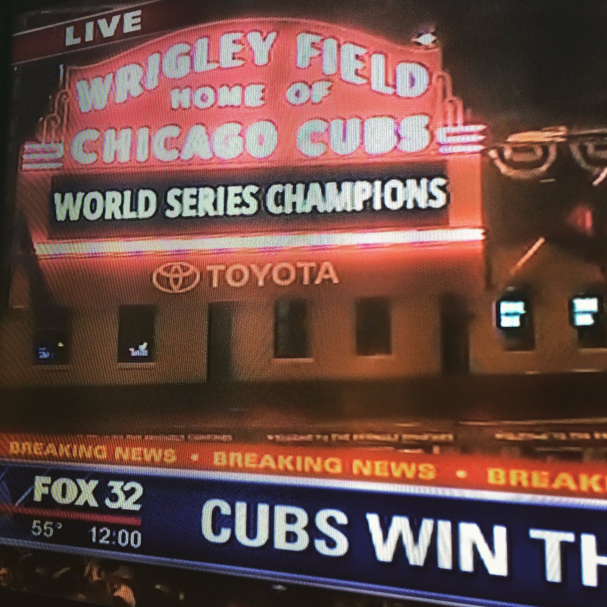 AleSyndicate's tweet image. OUR OWN CHICAGO CUBS WIN THE WORLD SERIES! #FlyTheW