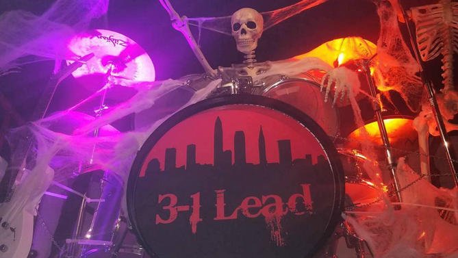 ArchStantonTomb's tweet photo. @NateSilver538 I heard Lebron James trotted out his 3-1 Skeleton for the #WorldSeries to celebrate the #cubs comeback. https://t.co/iqyUMZ06i8
