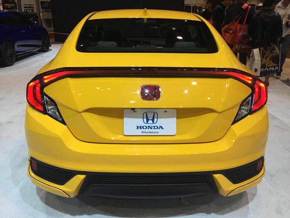 ahmd_nazim's tweet photo. Oh nooo! Honda Civic Coupe yang paling baru gaissss 🚕🚕🚕😭😭😭 https://t.co/gYvyu36QGO