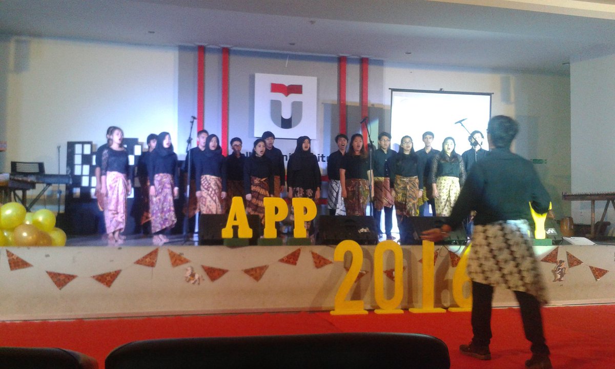 Teman-teman dari UKM Tel U Choir juga ikut memeriahkan appreciation day