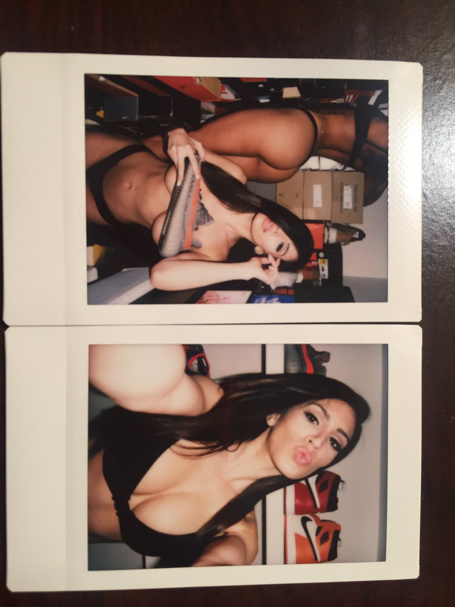 jazzzminer's tweet photo. Two new prints for sale! https://t.co/lzsx2jNO2H