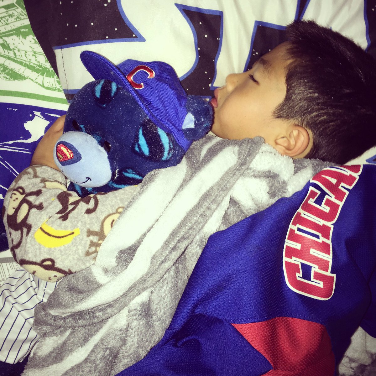 natrylee's tweet photo. What dreams are made of...this guy will wake up to the best news ever! #cubs #letsgocubs #CubsWin #FlyTheW #WorldSeries #Cubbies #champs https://t.co/cDfqKR0WuA