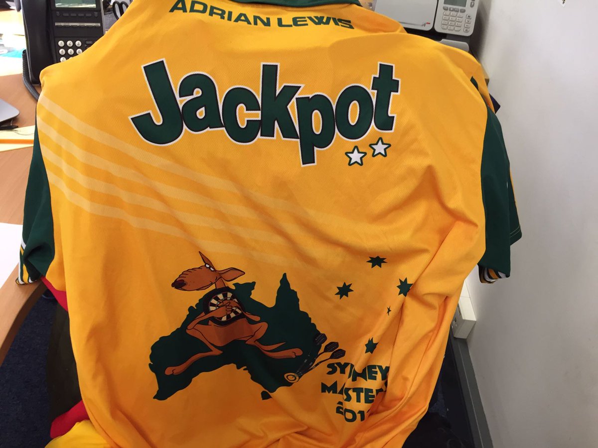 TargetDarts's tweet photo. Here it is then - your chance to win a shirt worn by @jackpot180 at the 2013 Sydney Darts Masters.
RT &amp; fav to be in the draw.
#TeamTarget https://t.co/hYvCHEOLF7