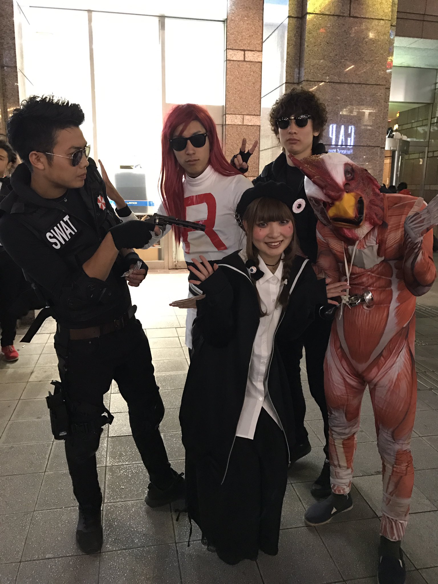 ワカナ ユニバで鳥とswatとロケット団が忘れられない余韻 笑 あおいがswat Swatってうるさいです かわいい ハロウィン ユニバ仮装 鳥 ロケット団 Swat T Co L6nesdfpbh Twitter