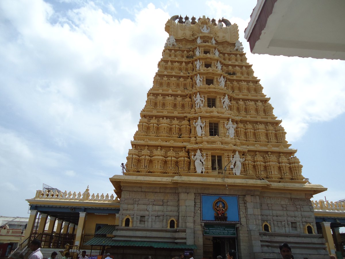 XploreMysore's tweet photo. One of the Astadasha peethas, the iconic Chamundi Hills. The Abode of Chamundi Devi. https://t.co/Napcnn85AX