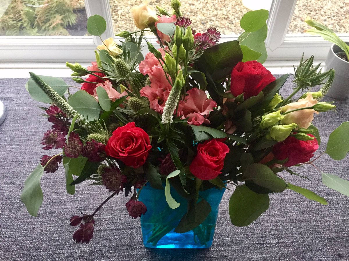 What a wonderful way to start the day! 
The Valentine Bouquet from <a href="/beardsdaisies/">Beards & Daisies</a> Why not let them help you make someone smile today! ❤️