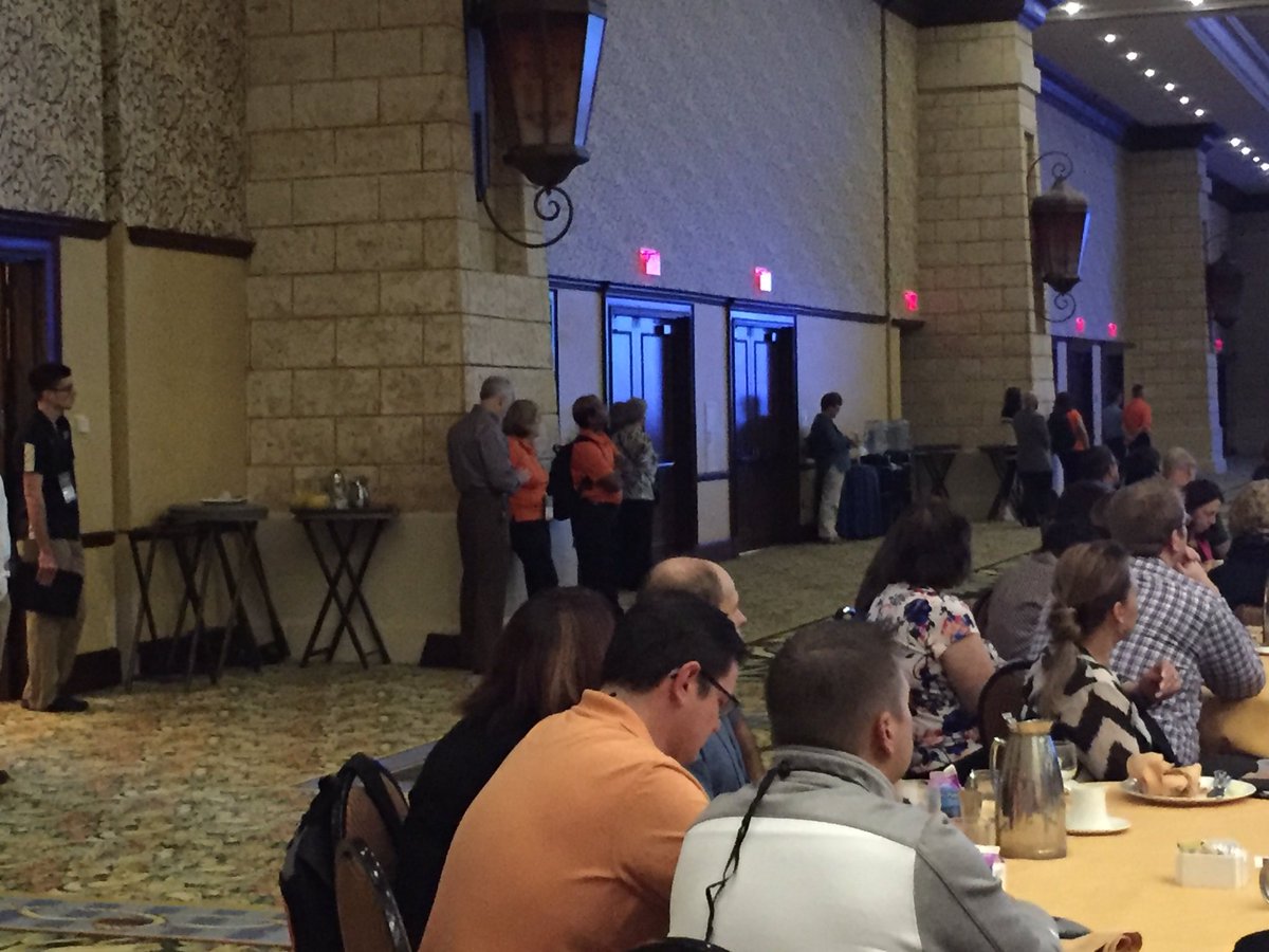 JeanRakich's tweet photo. Standing room only at the Synergy 2016 keynote  #synergytaxpros https://t.co/xPFraL86Oo